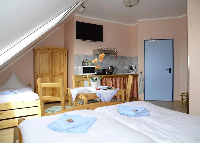 Konukevi Landpension Adebar Linum