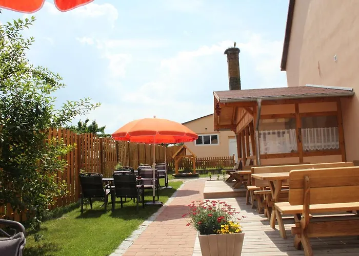 Konukevi Landpension Adebar Linum