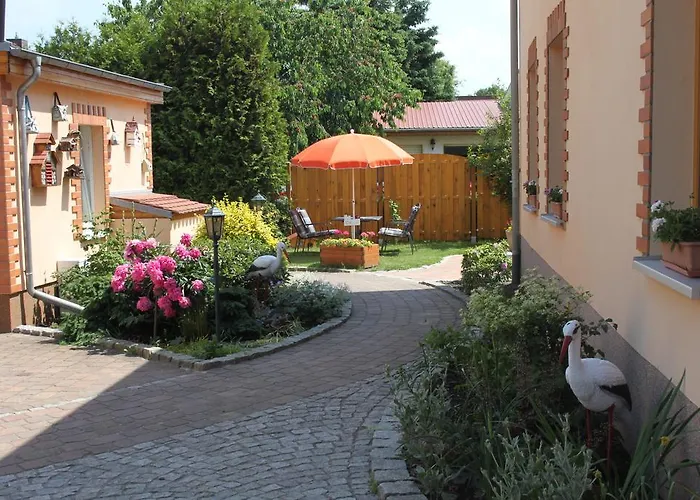 Konukevi Landpension Adebar