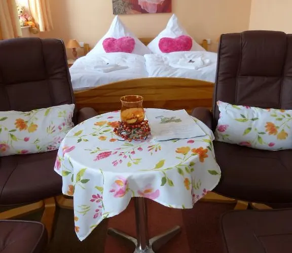 Konukevi Landpension Adebar